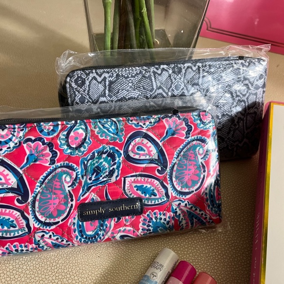 Simply Southern Teacher Appreciation Bundle $200 Value - Picture 4 of 13